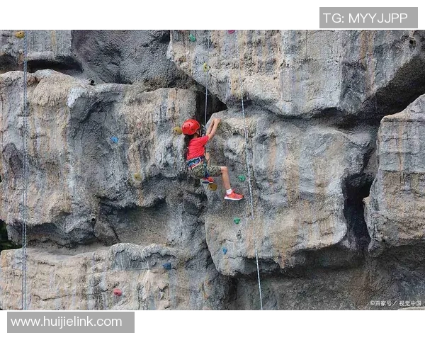 杭州攀岩队在极限运动联赛中的耐力表现分析与点评